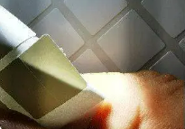 双面胶模切中的溢胶如何避免与解决